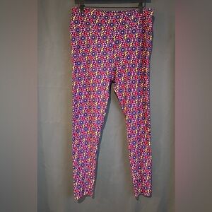 LuLaRoe - Tall And Curvy - Pattern Leggings